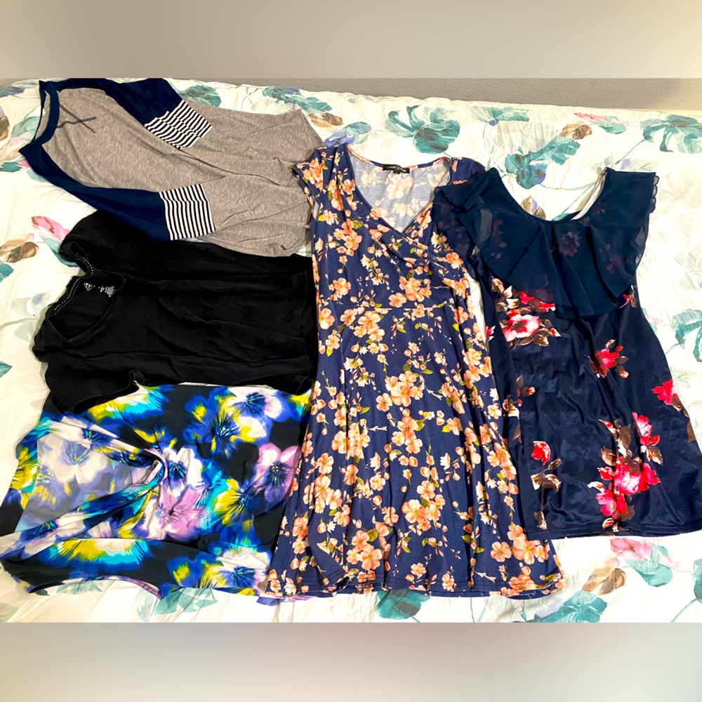 Women’s Clothes Bundle Size Large